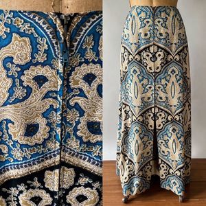 Vintage 1960s 70s Blue Gold Paisley Zip Front Maxi Skirt Hippie Style SM W27 W28